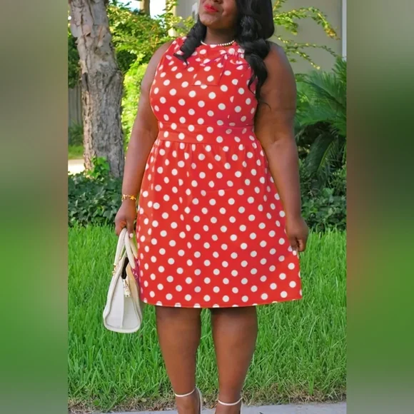 Elegant Red Polka Dot Midi Dress - Picture 1 of 8
